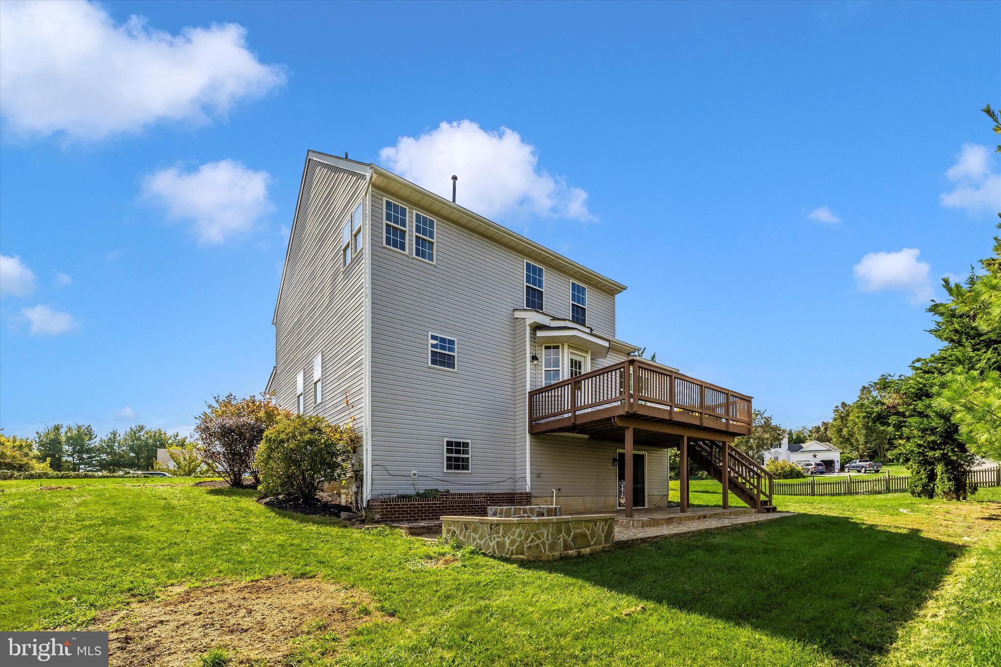 FAIRWAY MEADOWS - Residential