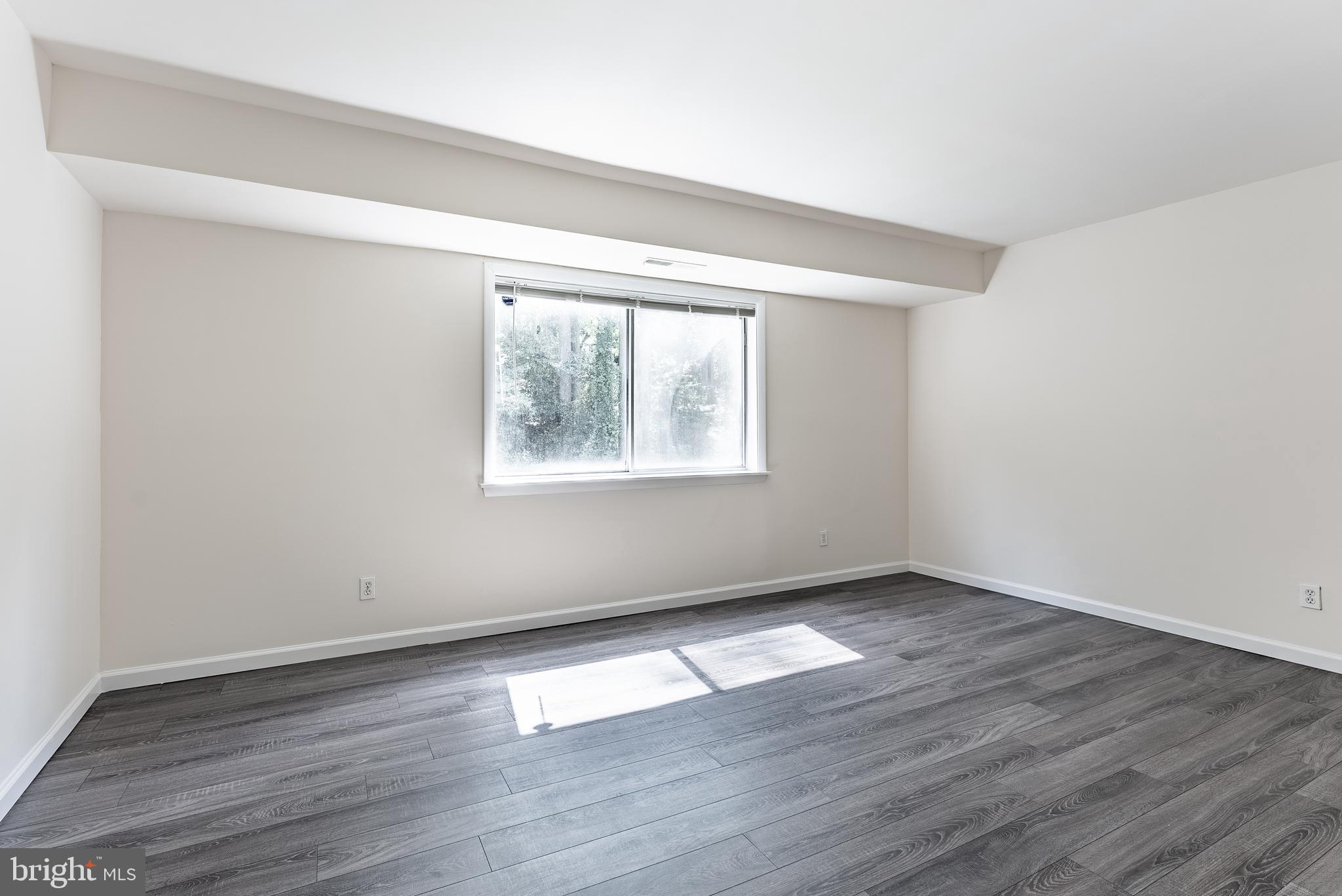 MARLOW-OLSON CONDO - Residential