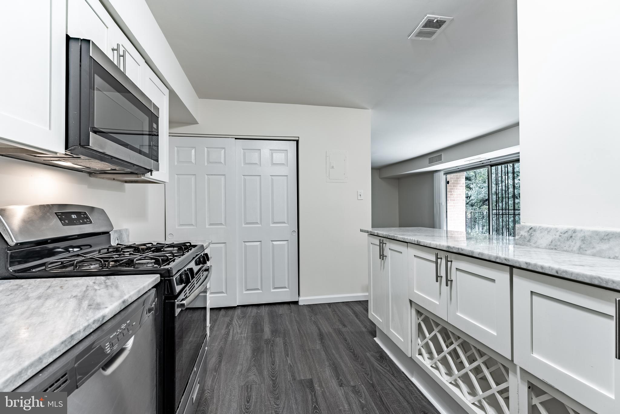 MARLOW-OLSON CONDO - Residential