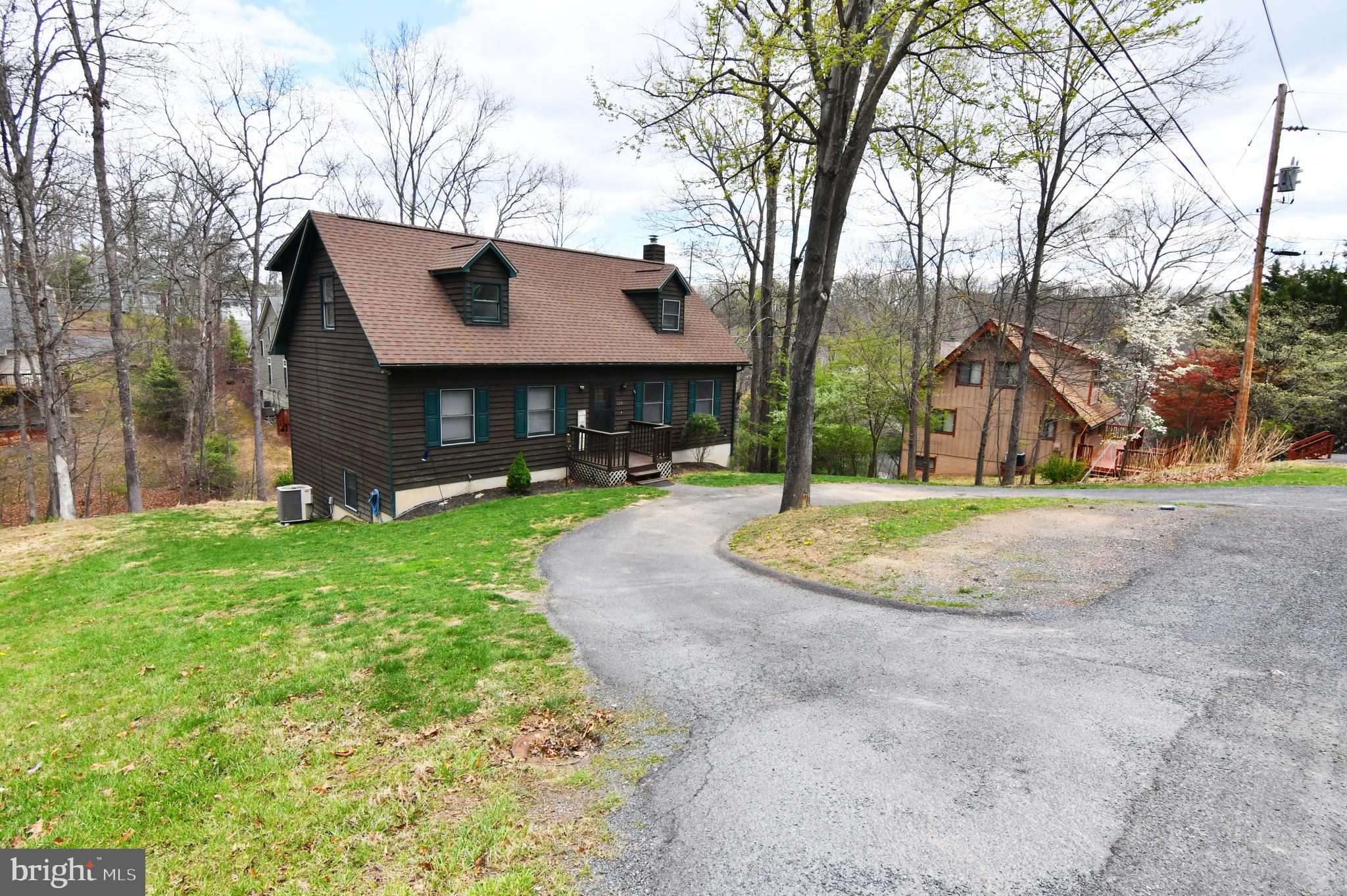 LAKE HOLIDAY ESTATES - Residential