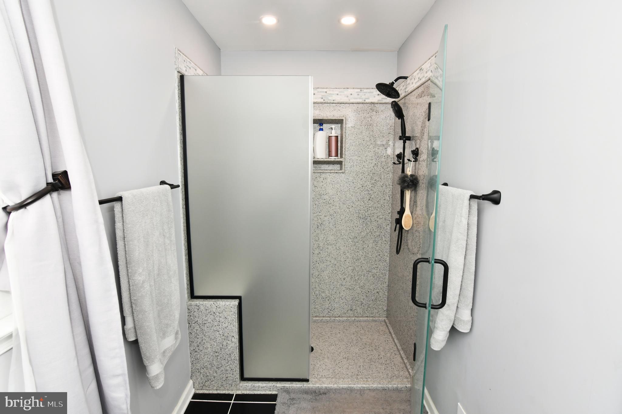 LAKE HOLIDAY ESTATES - Residential