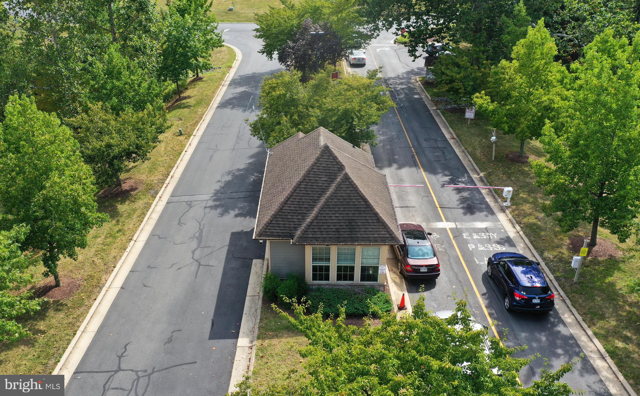 LAKE HOLIDAY ESTATES - Residential