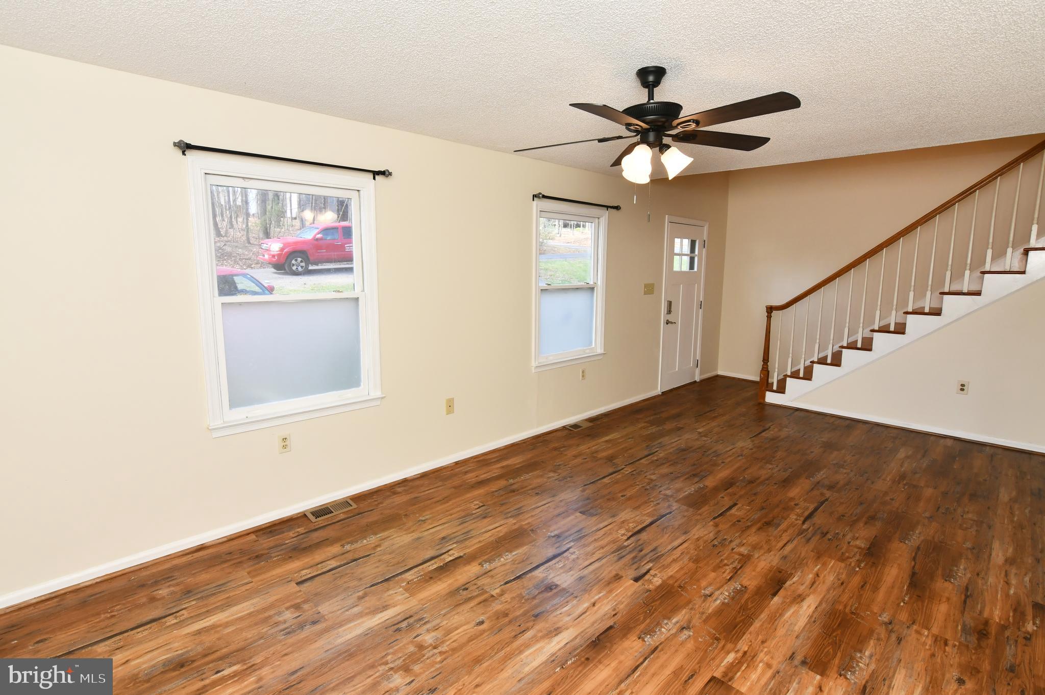 LAKE HOLIDAY ESTATES - Residential