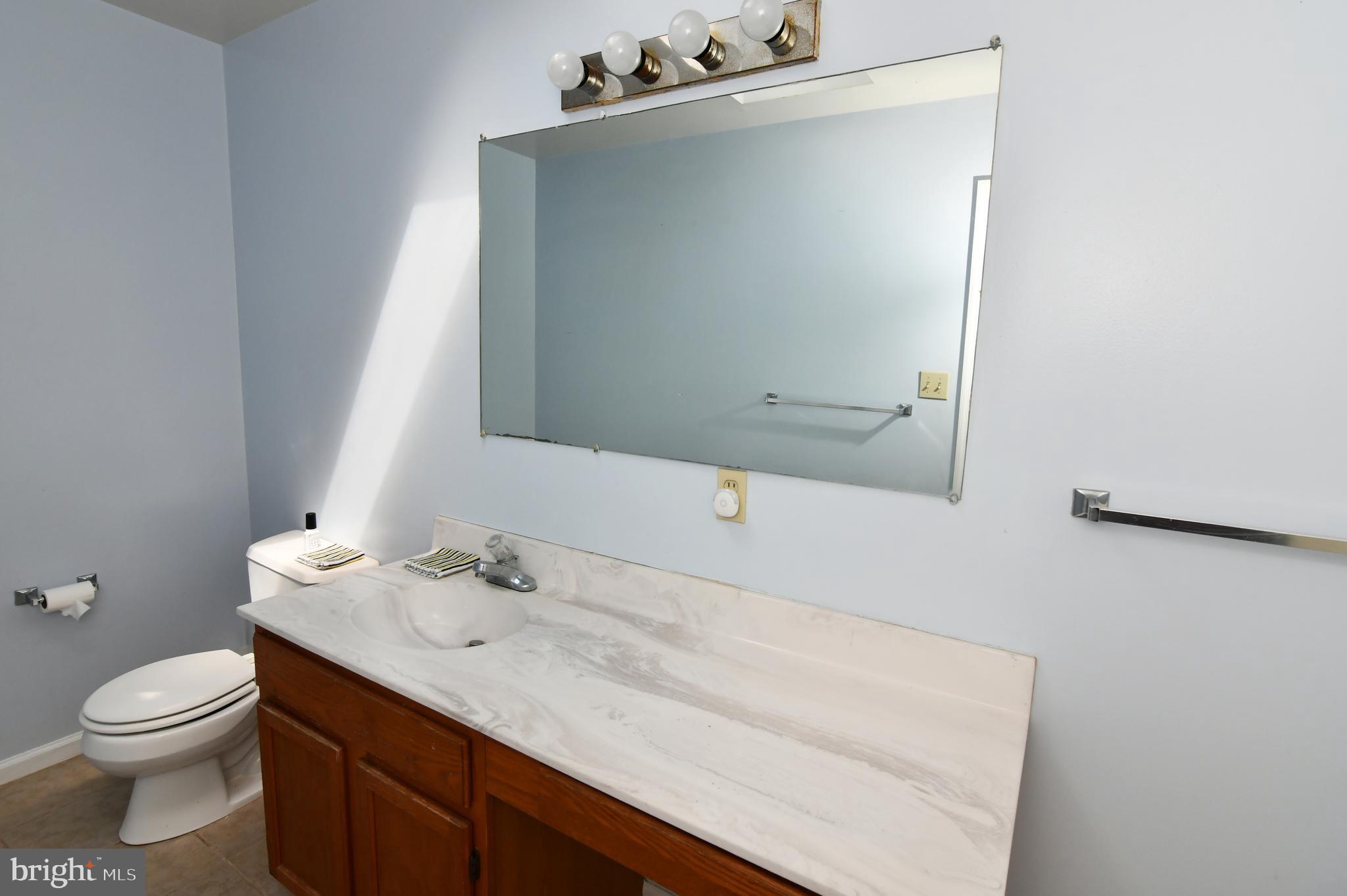 LAKE HOLIDAY ESTATES - Residential