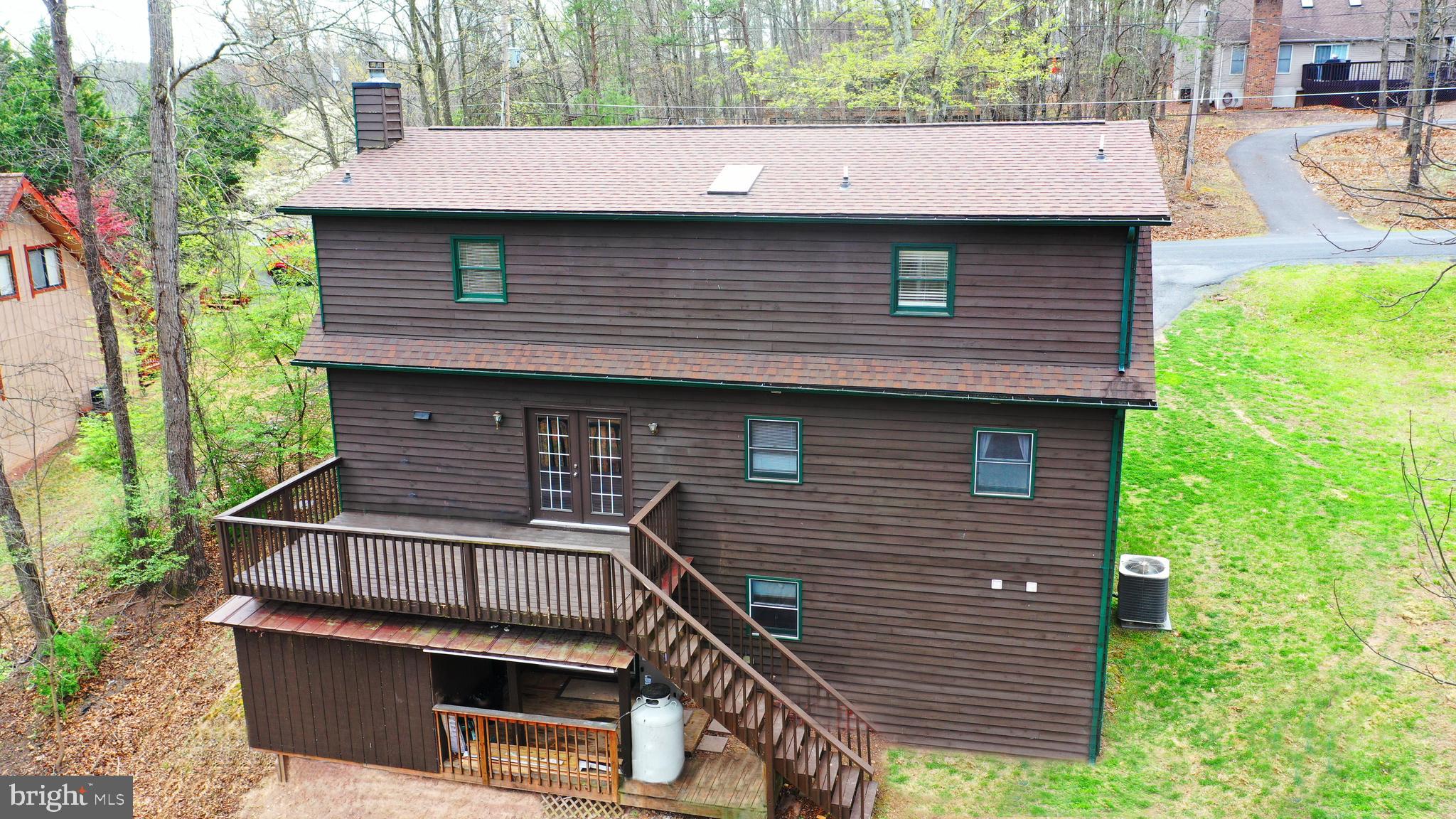 LAKE HOLIDAY ESTATES - Residential