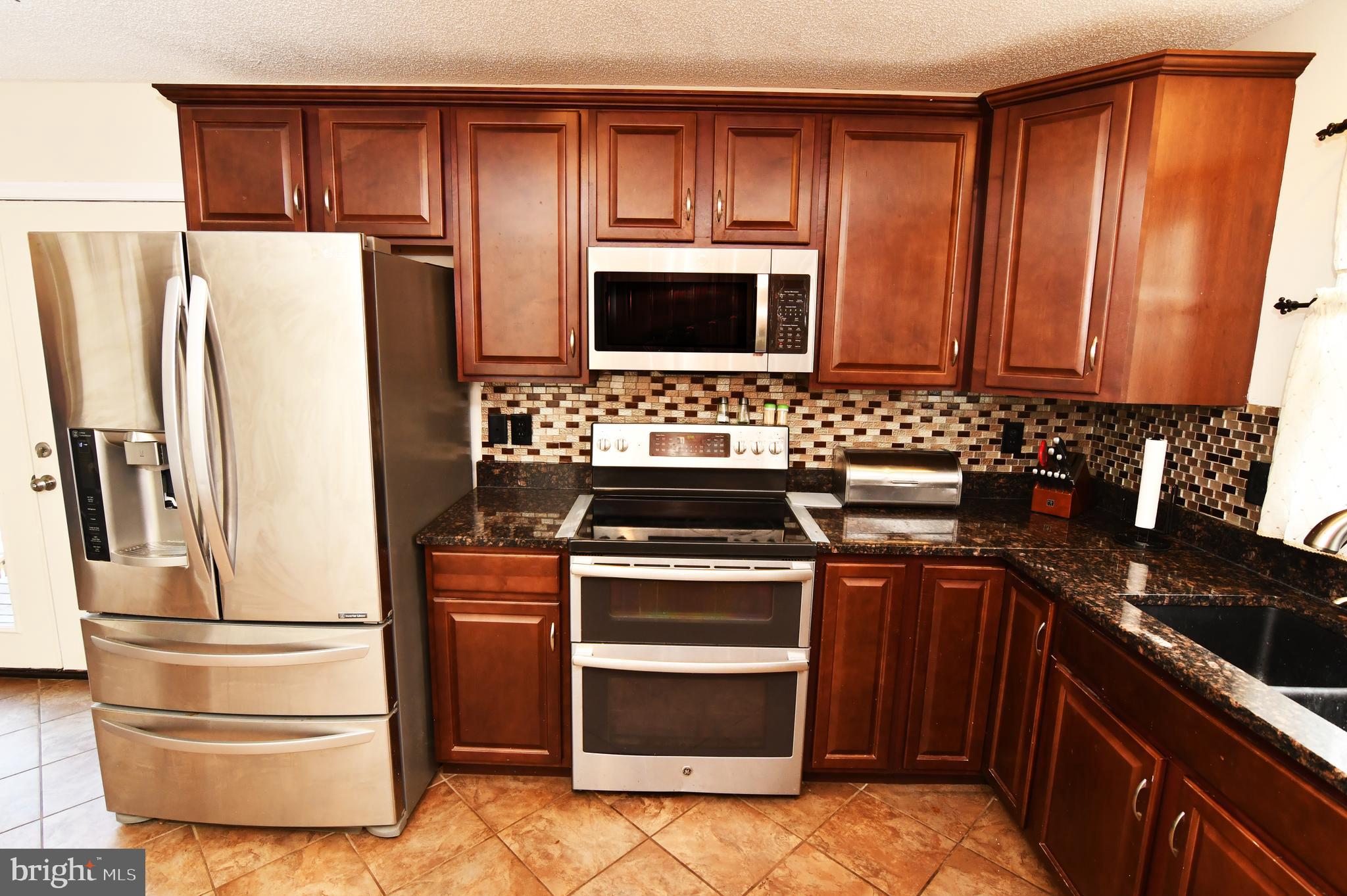 LAKE HOLIDAY ESTATES - Residential