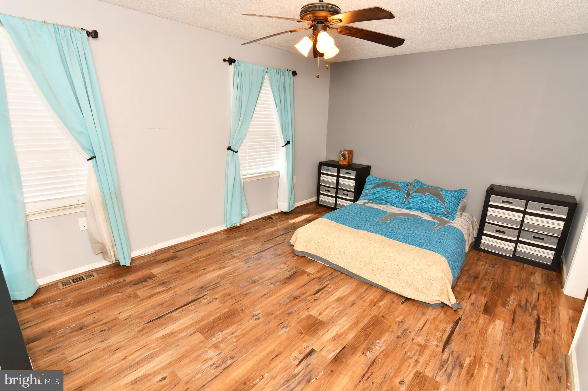 LAKE HOLIDAY ESTATES - Residential