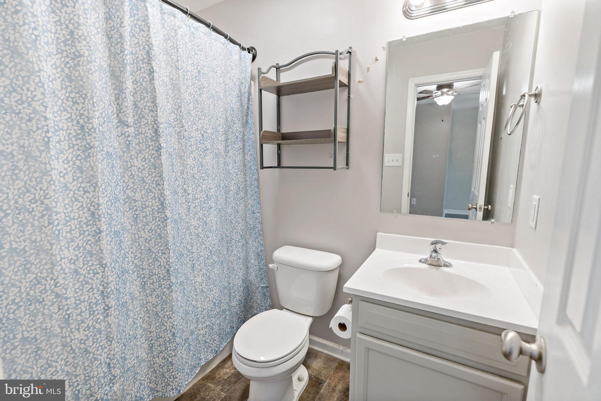 INWOOD VILLAGE - Residential