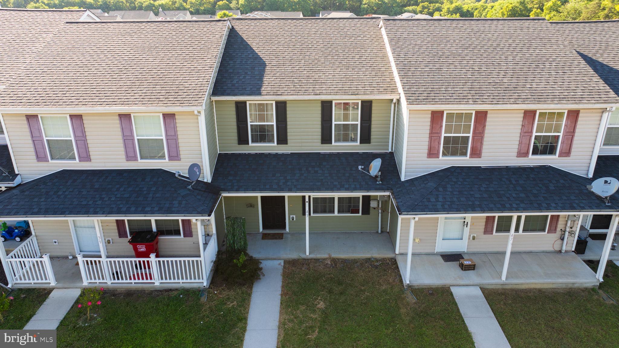 INWOOD VILLAGE - Residential