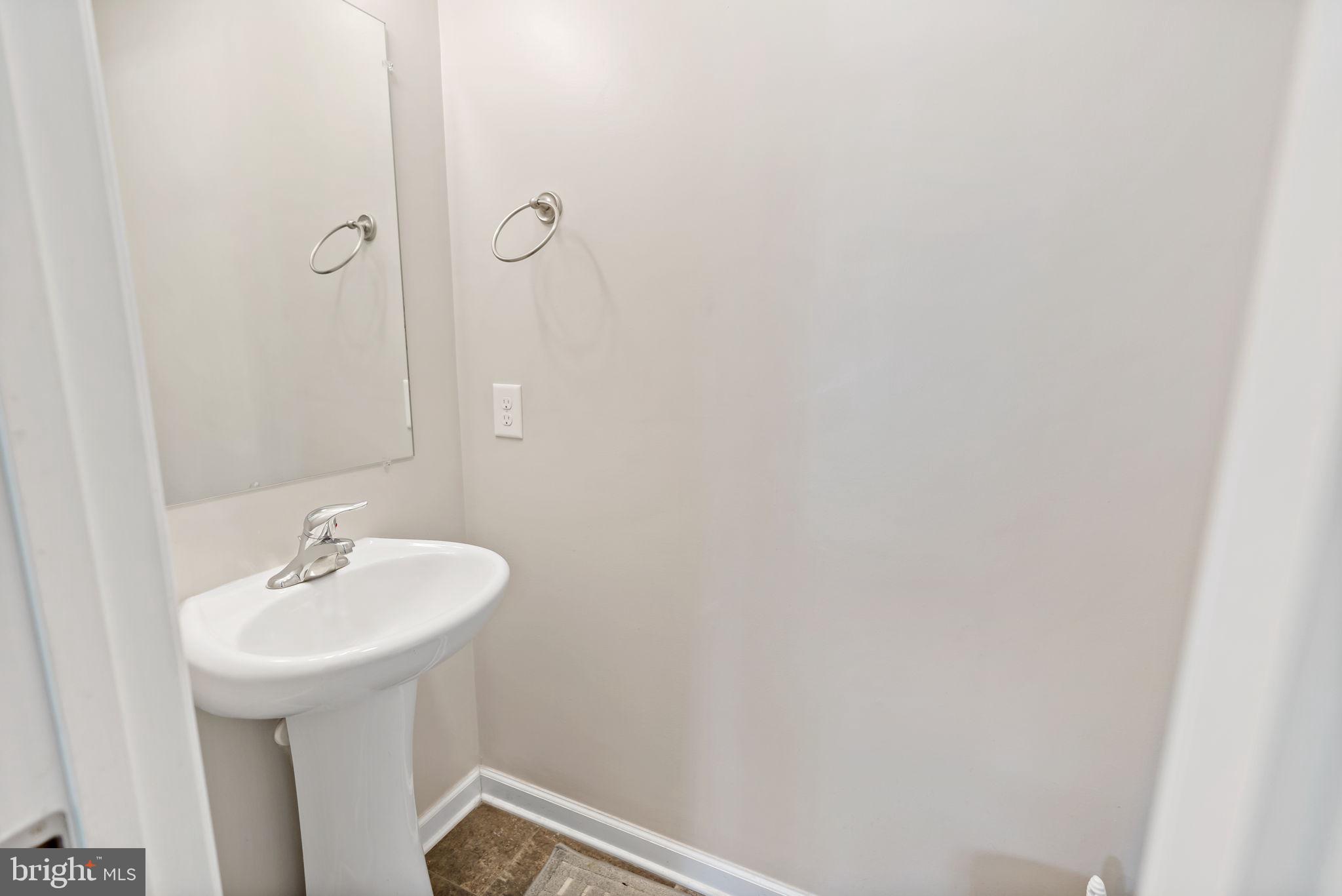 INWOOD VILLAGE - Residential