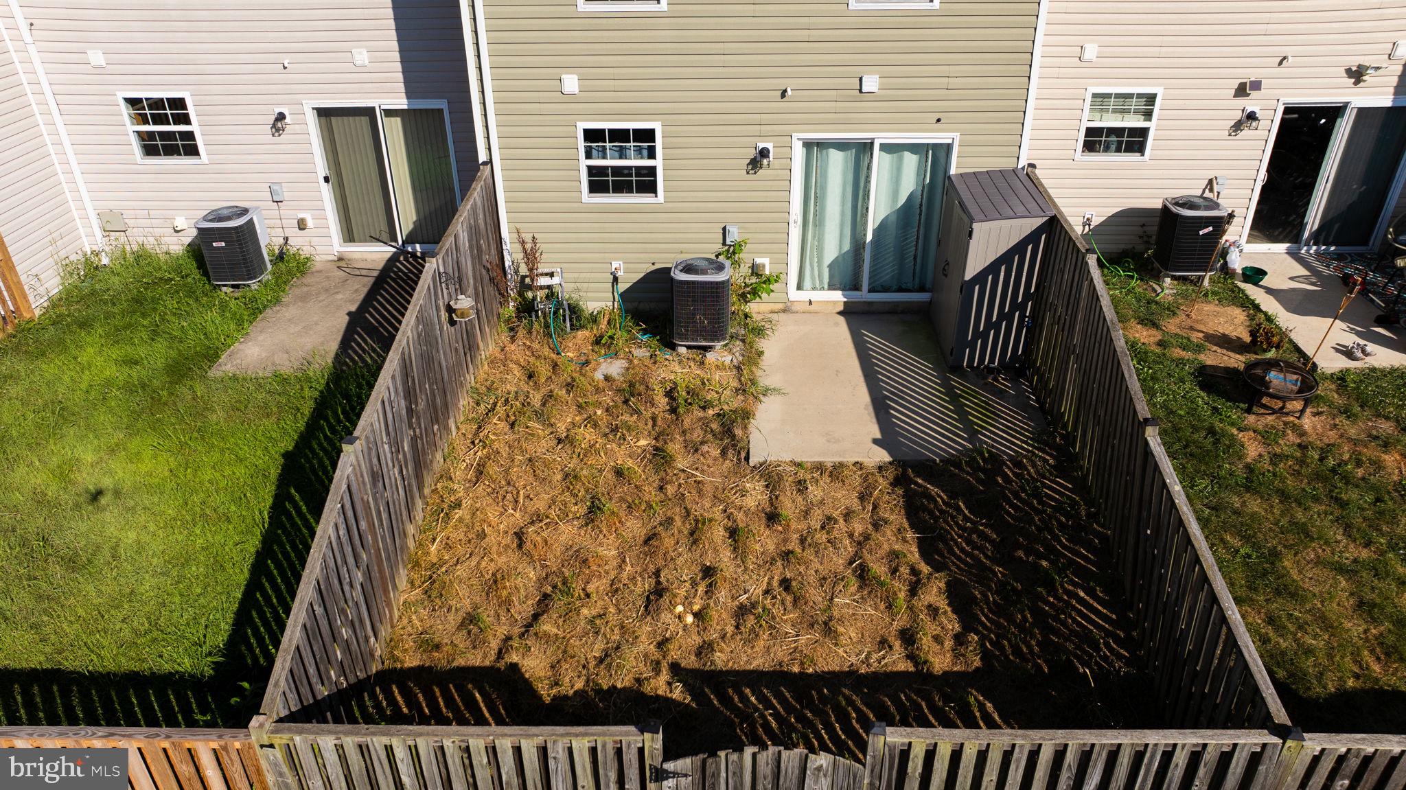 INWOOD VILLAGE - Residential