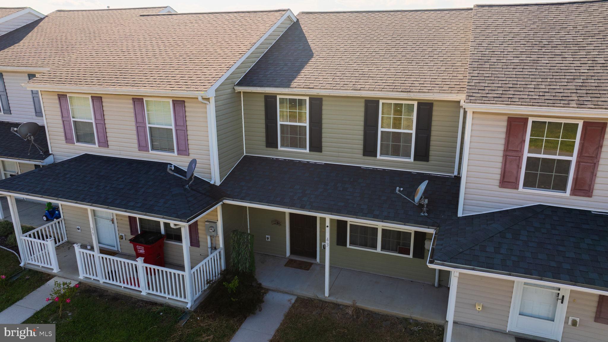 INWOOD VILLAGE - Residential