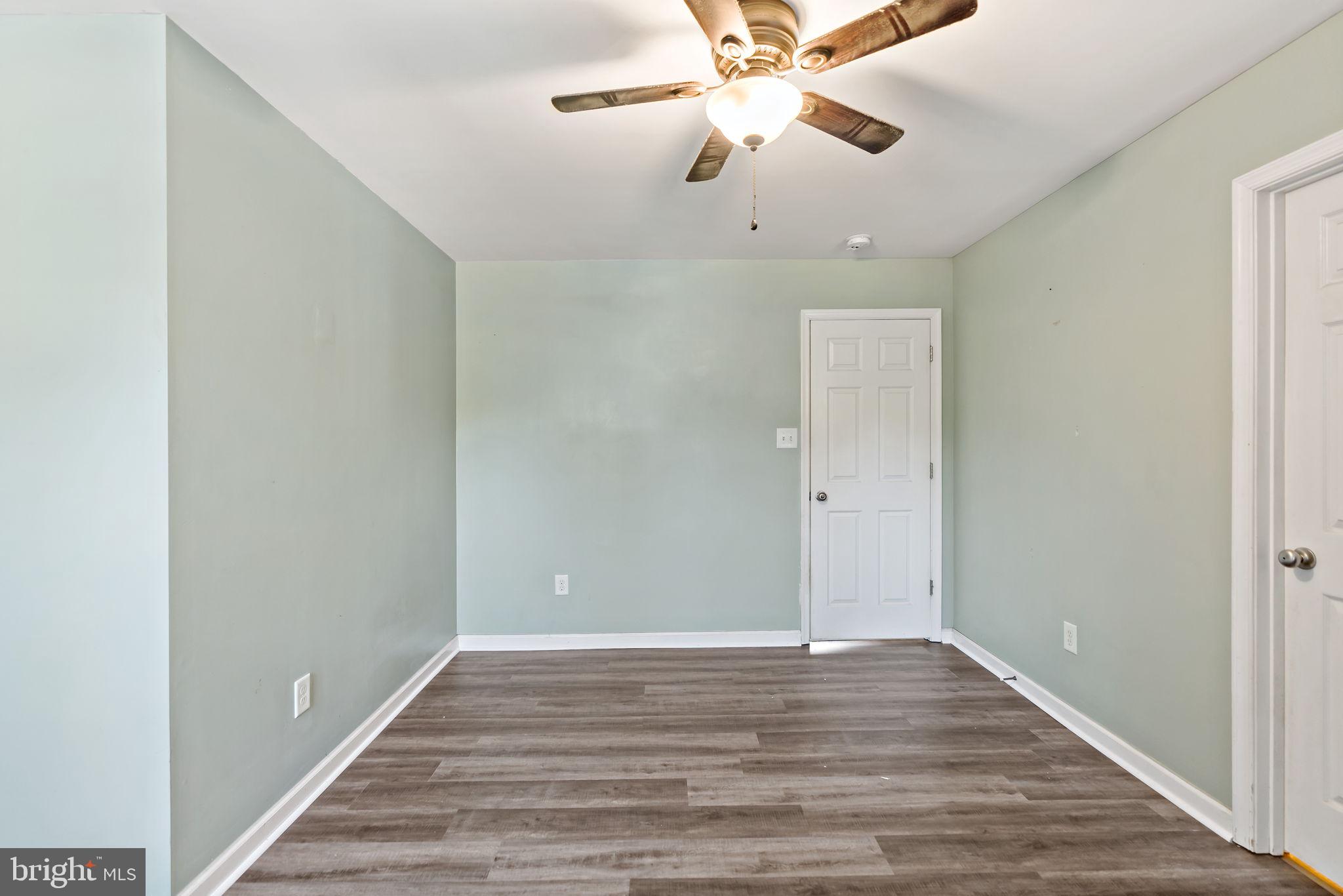 INWOOD VILLAGE - Residential