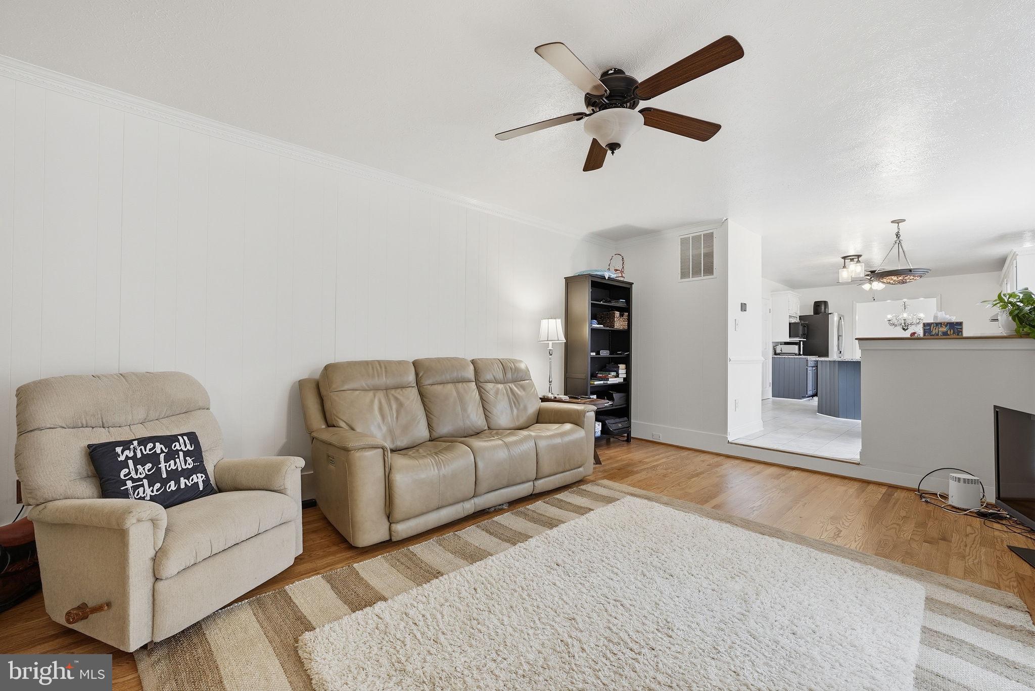 MINNIEVILLE MANOR - Residential