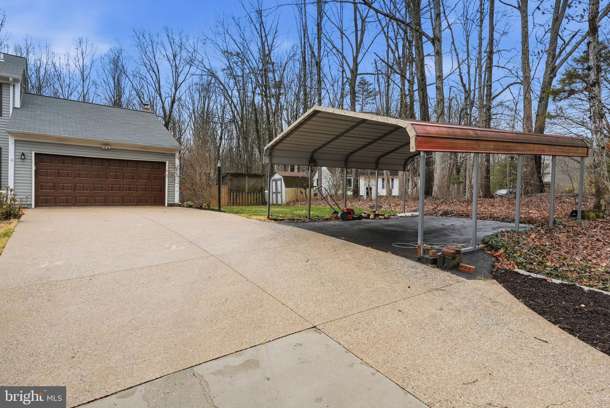 MINNIEVILLE MANOR - Residential