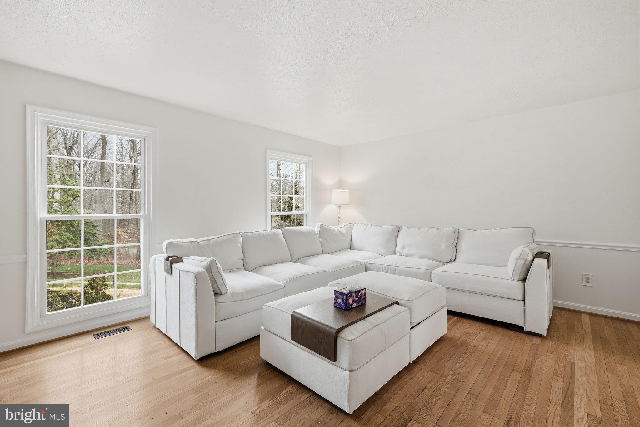 MINNIEVILLE MANOR - Residential