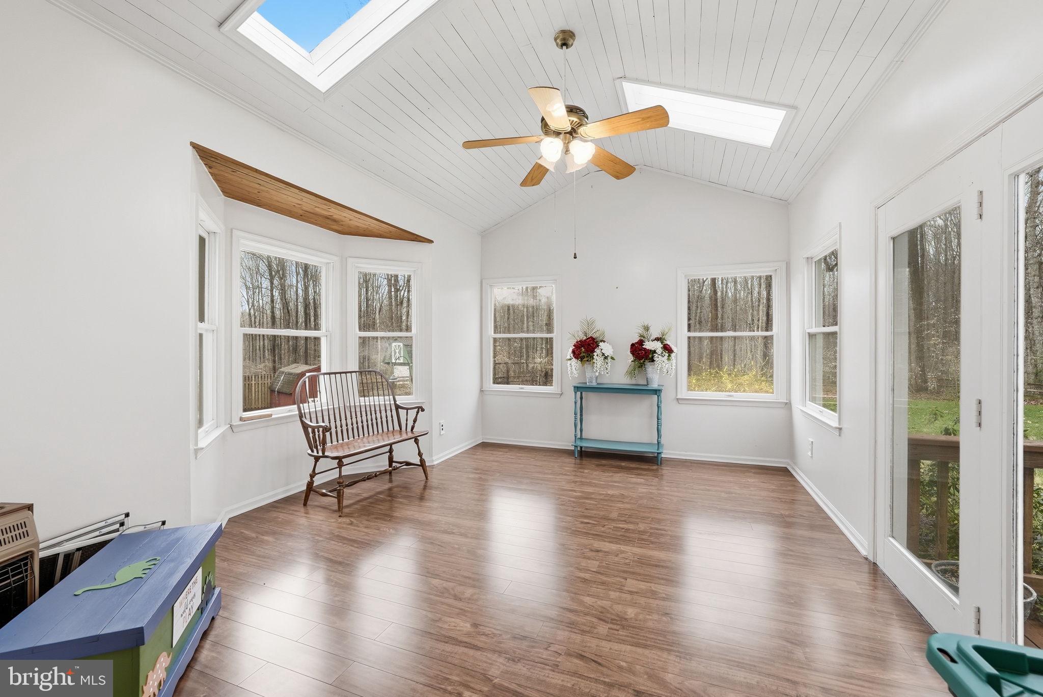 MINNIEVILLE MANOR - Residential