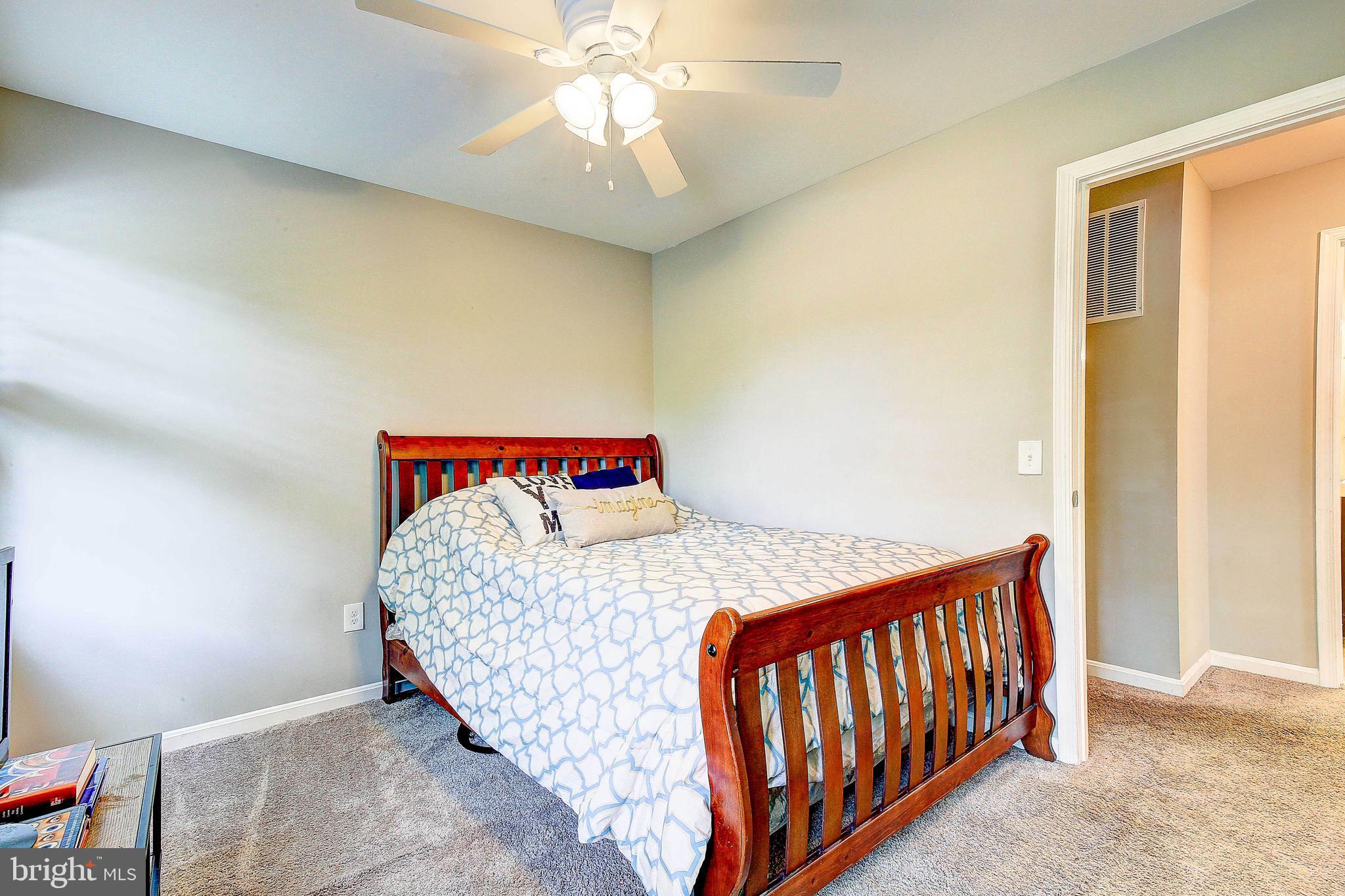 THE PROVINCES - Residential