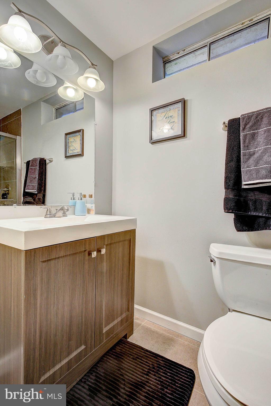 THE PROVINCES - Residential