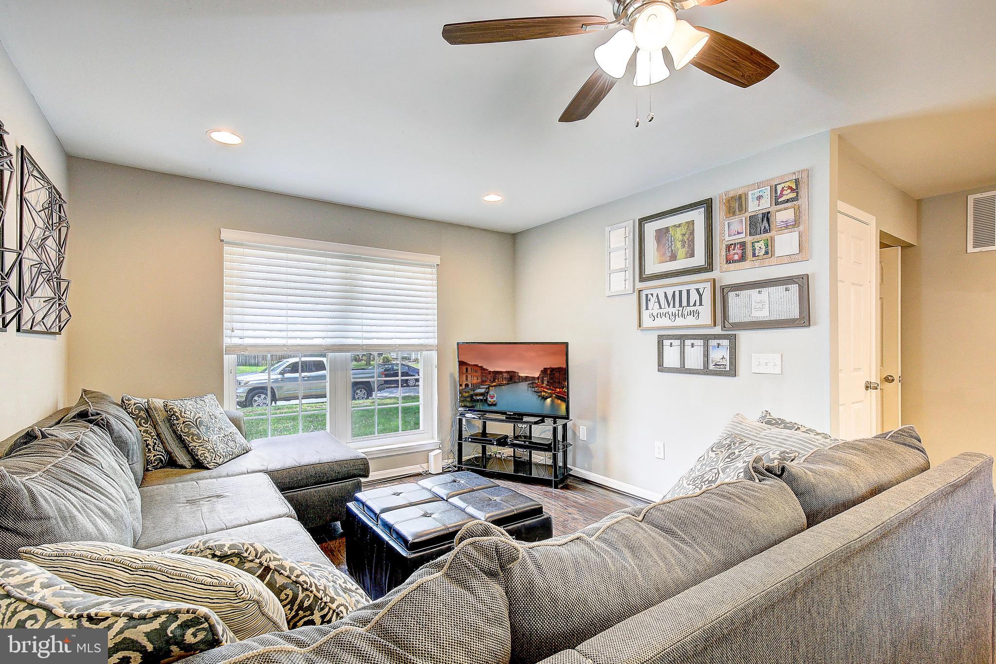 THE PROVINCES - Residential