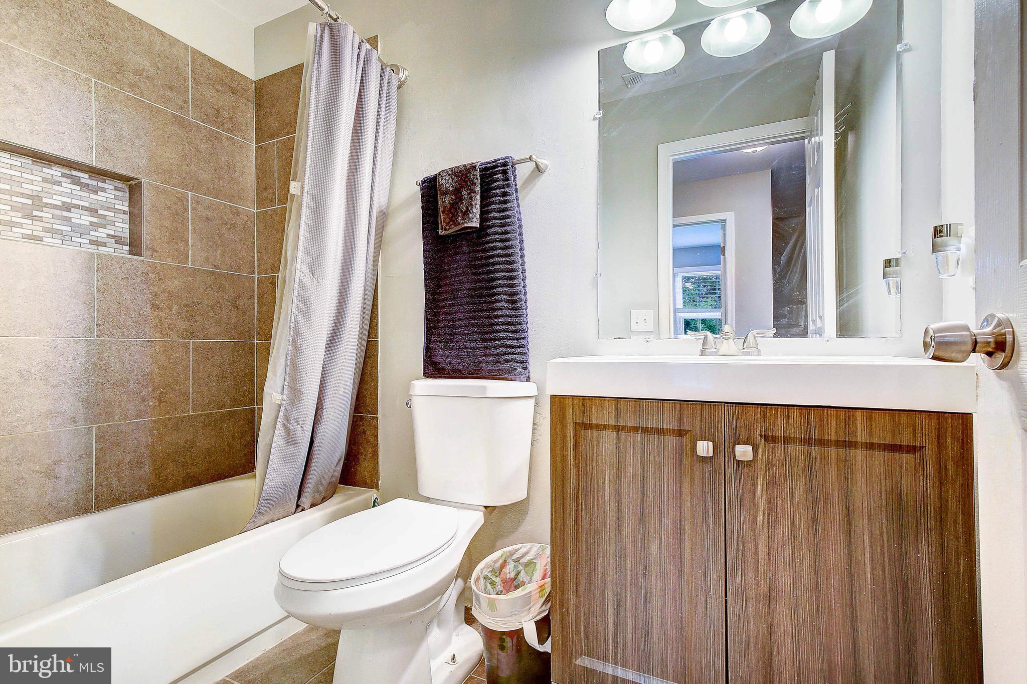 THE PROVINCES - Residential