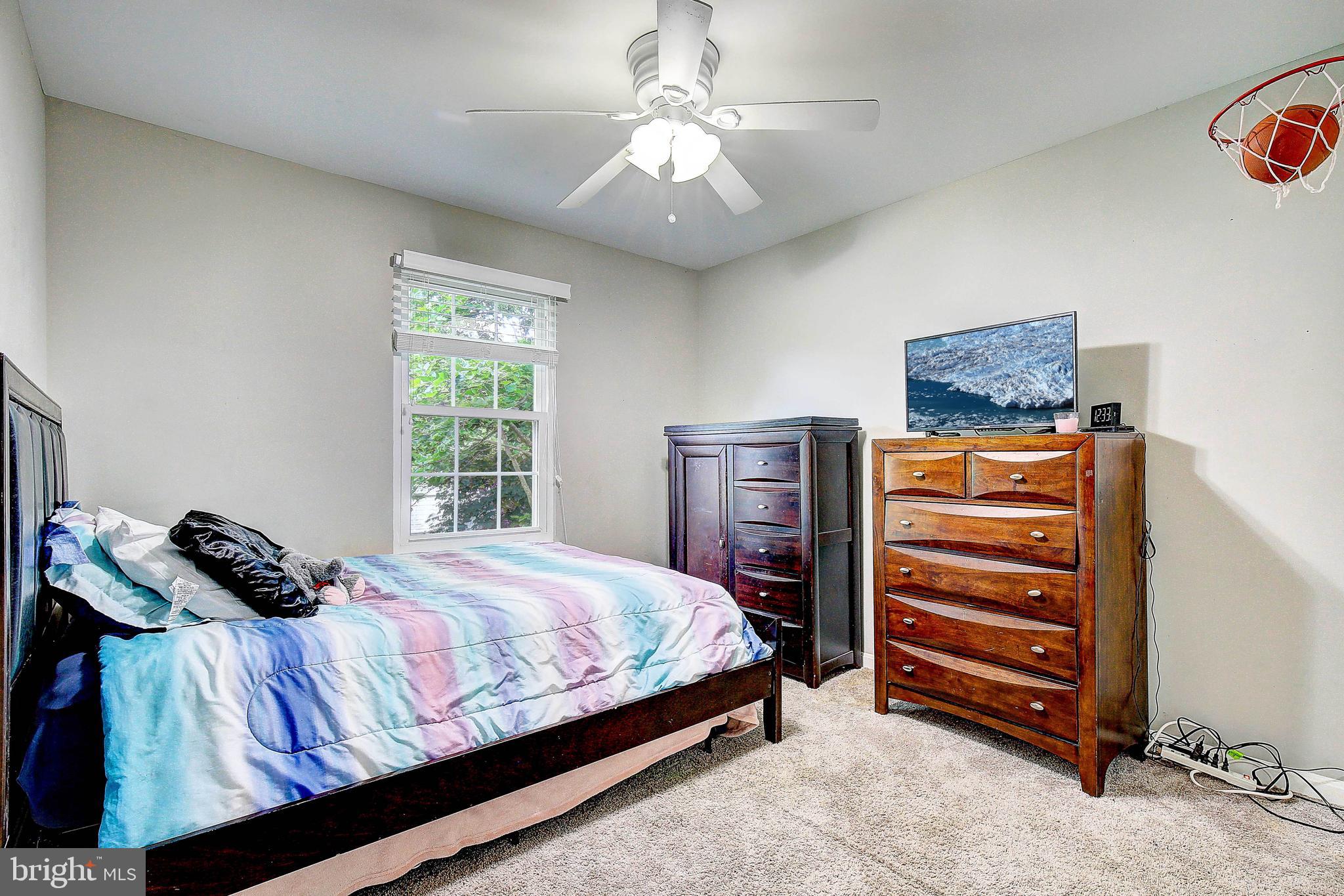 THE PROVINCES - Residential