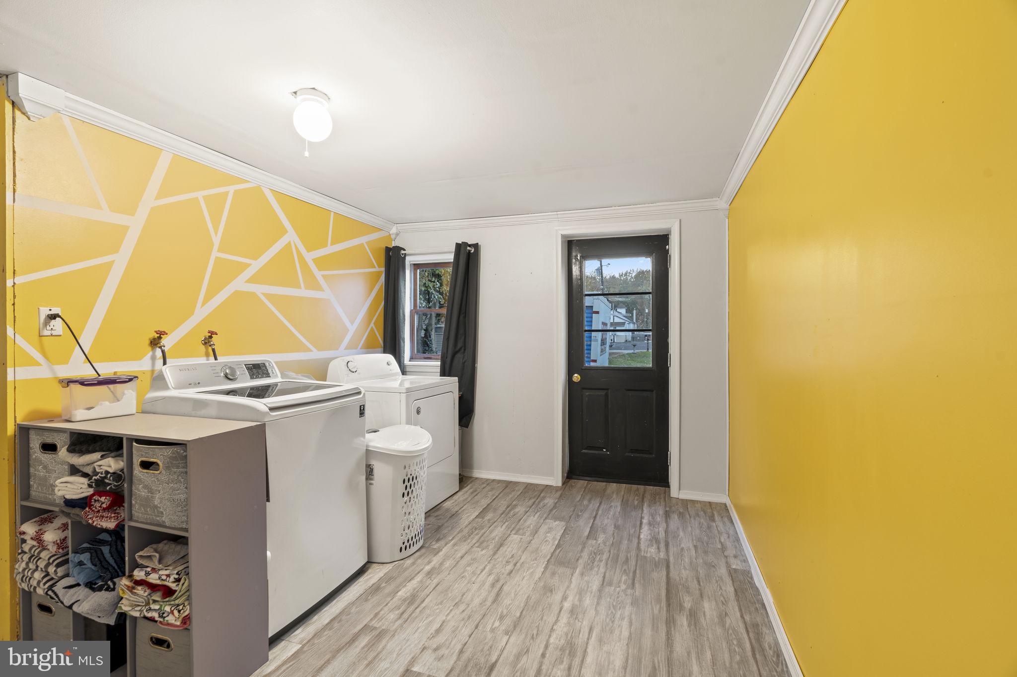 15 N MILLER AVENUE 1/2