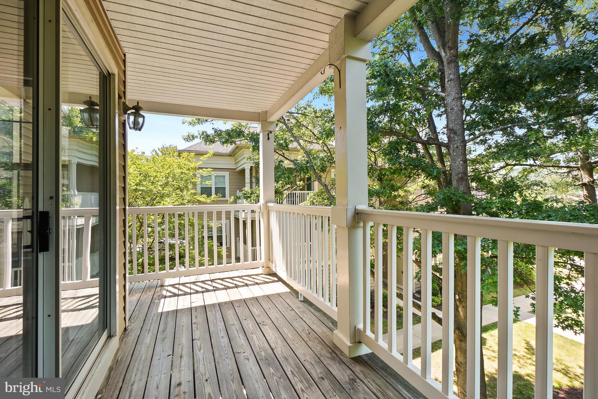 RIVERSTONE - Residential