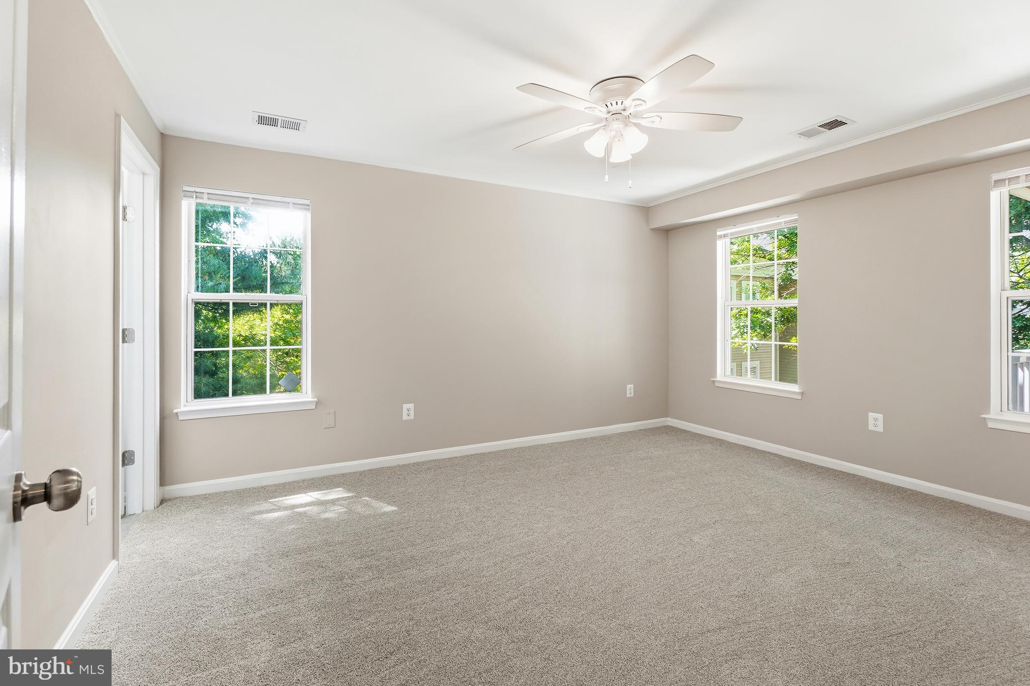 RIVERSTONE - Residential