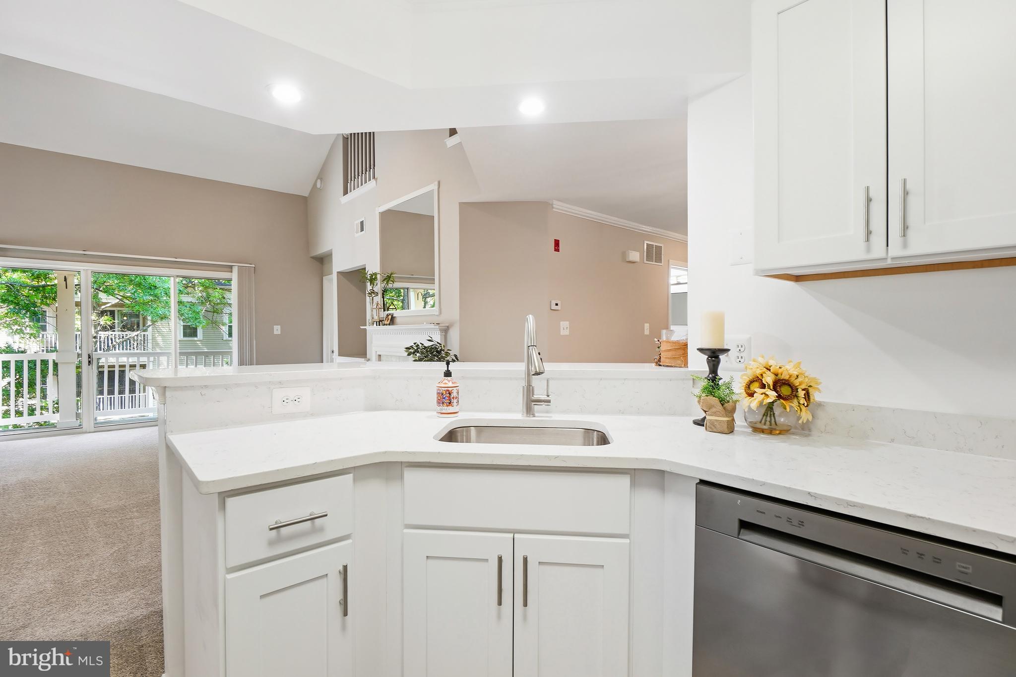 RIVERSTONE - Residential