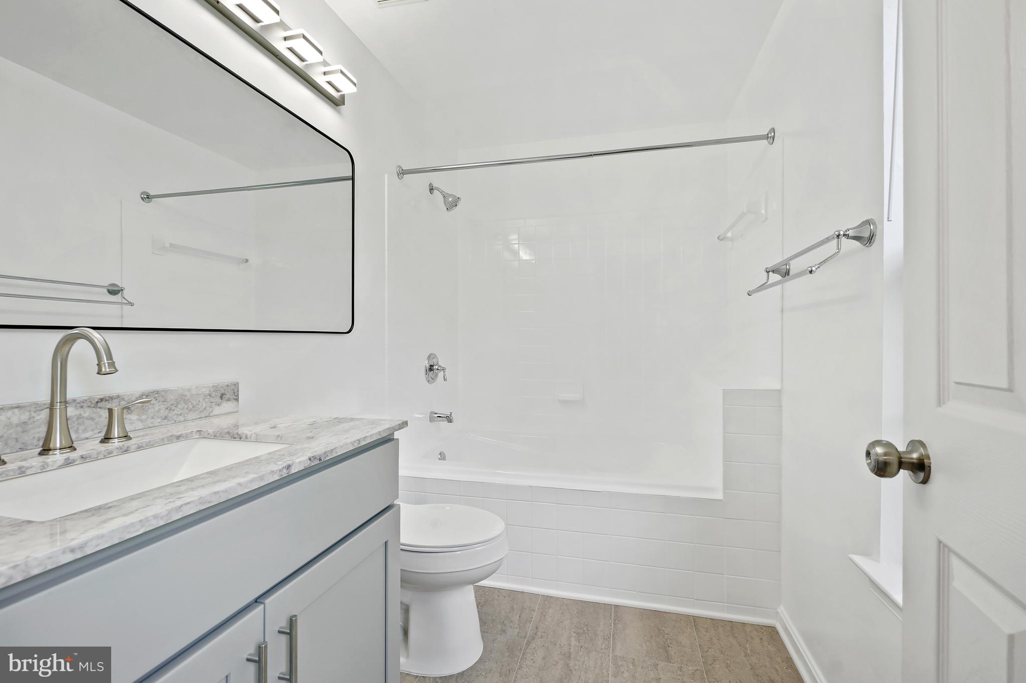 RIVERSTONE - Residential