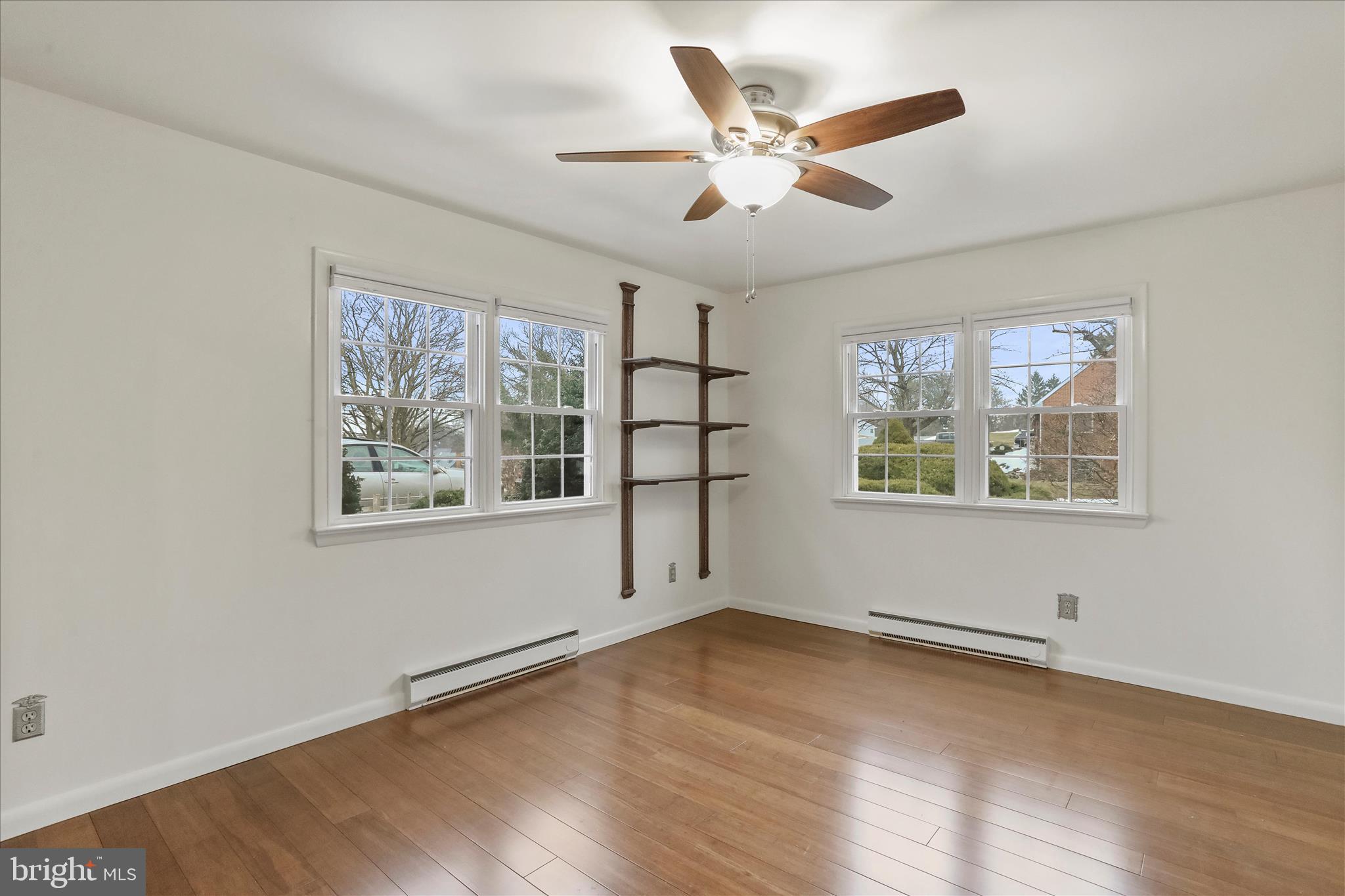 GREENHILL ACRES - Residential