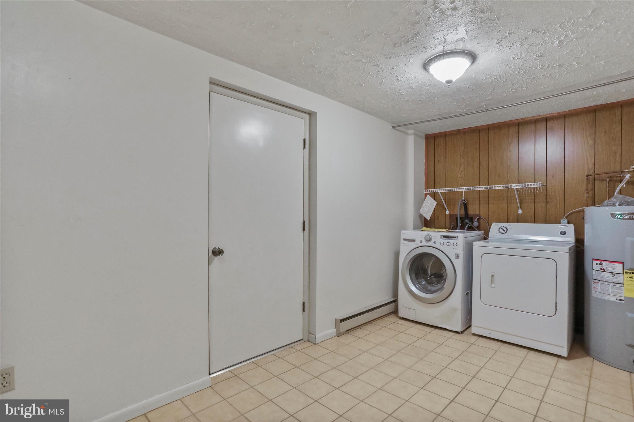 GREENHILL ACRES - Residential