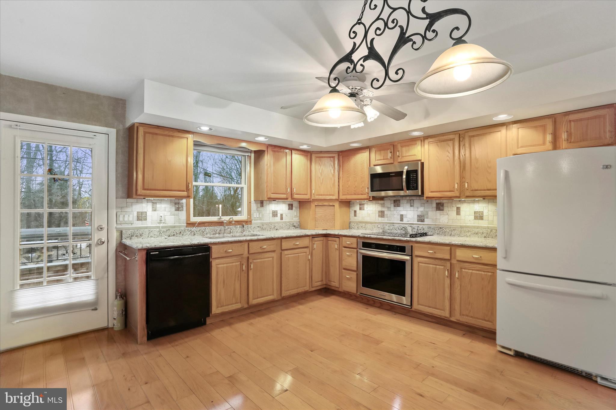 GREENHILL ACRES - Residential