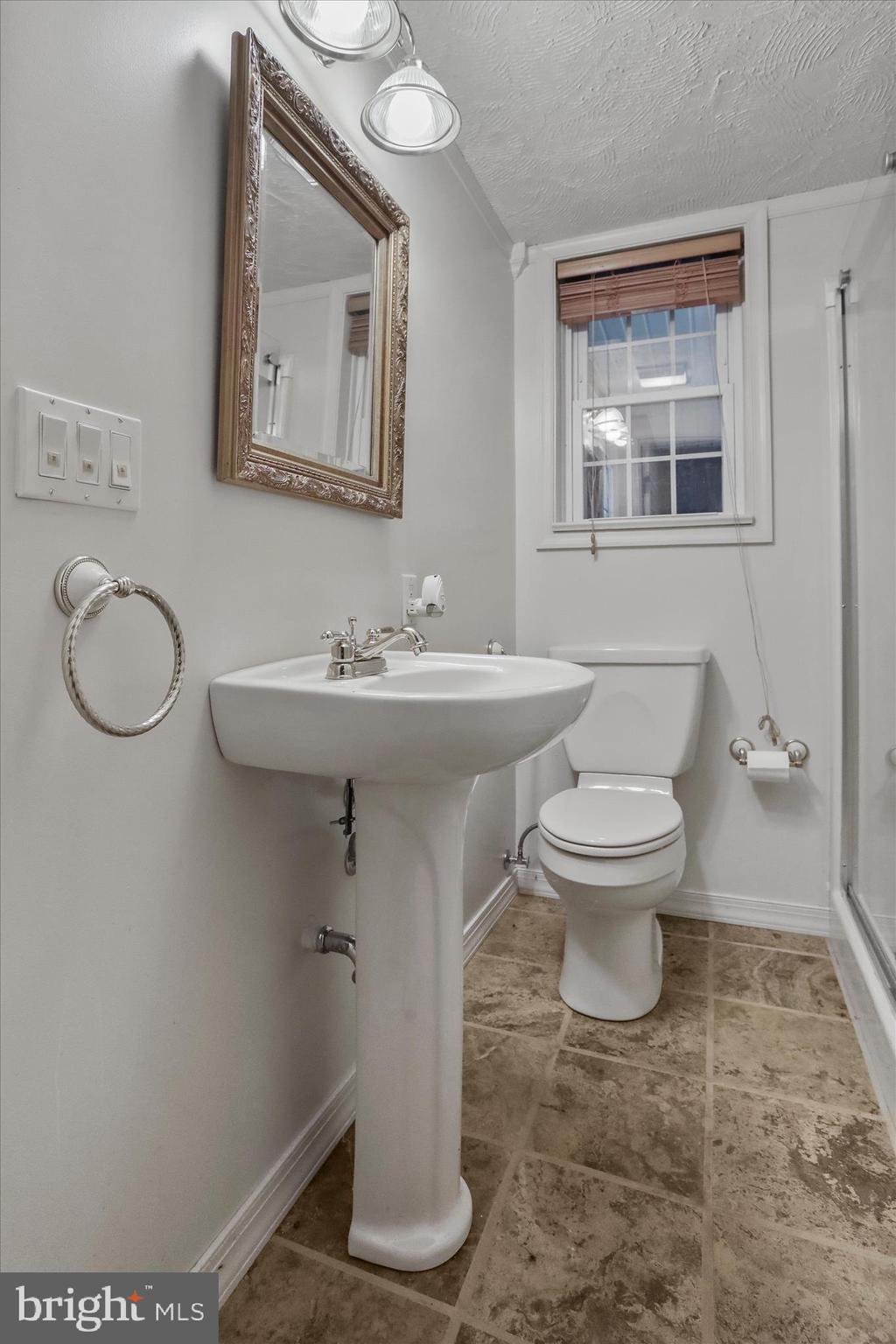 GREENHILL ACRES - Residential