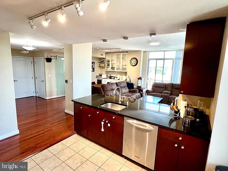 155 POTOMAC PSGE 704