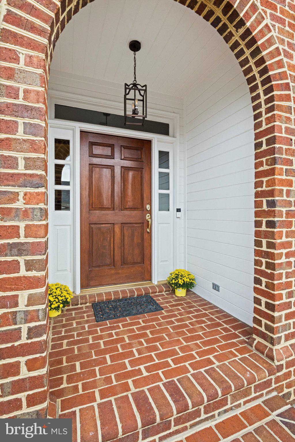 1117 KENSINGTON ROAD