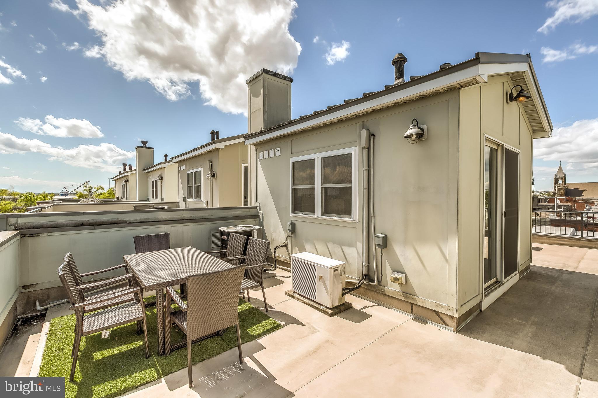 LOCUST POINT - Residential Lease