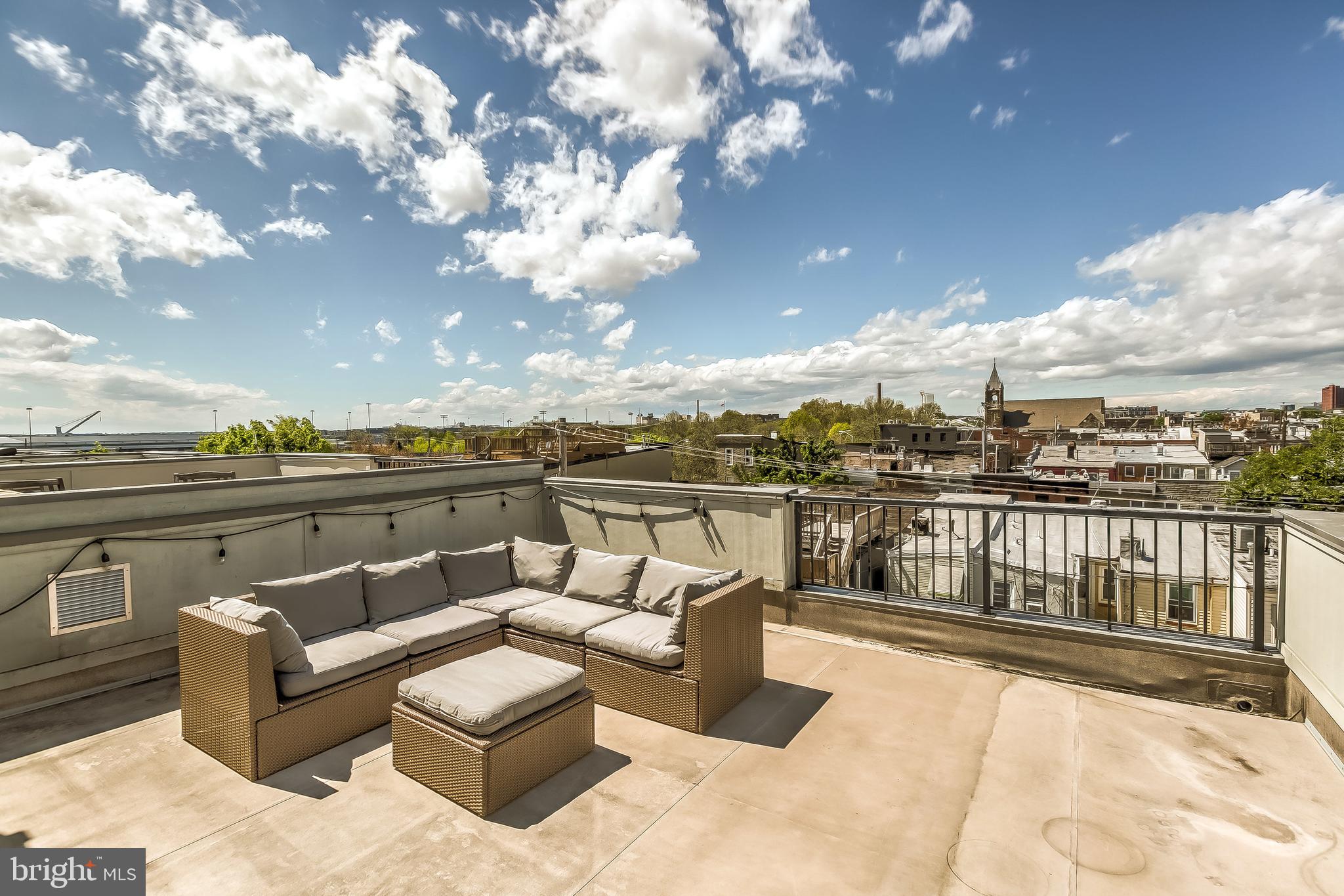 LOCUST POINT - Residential Lease