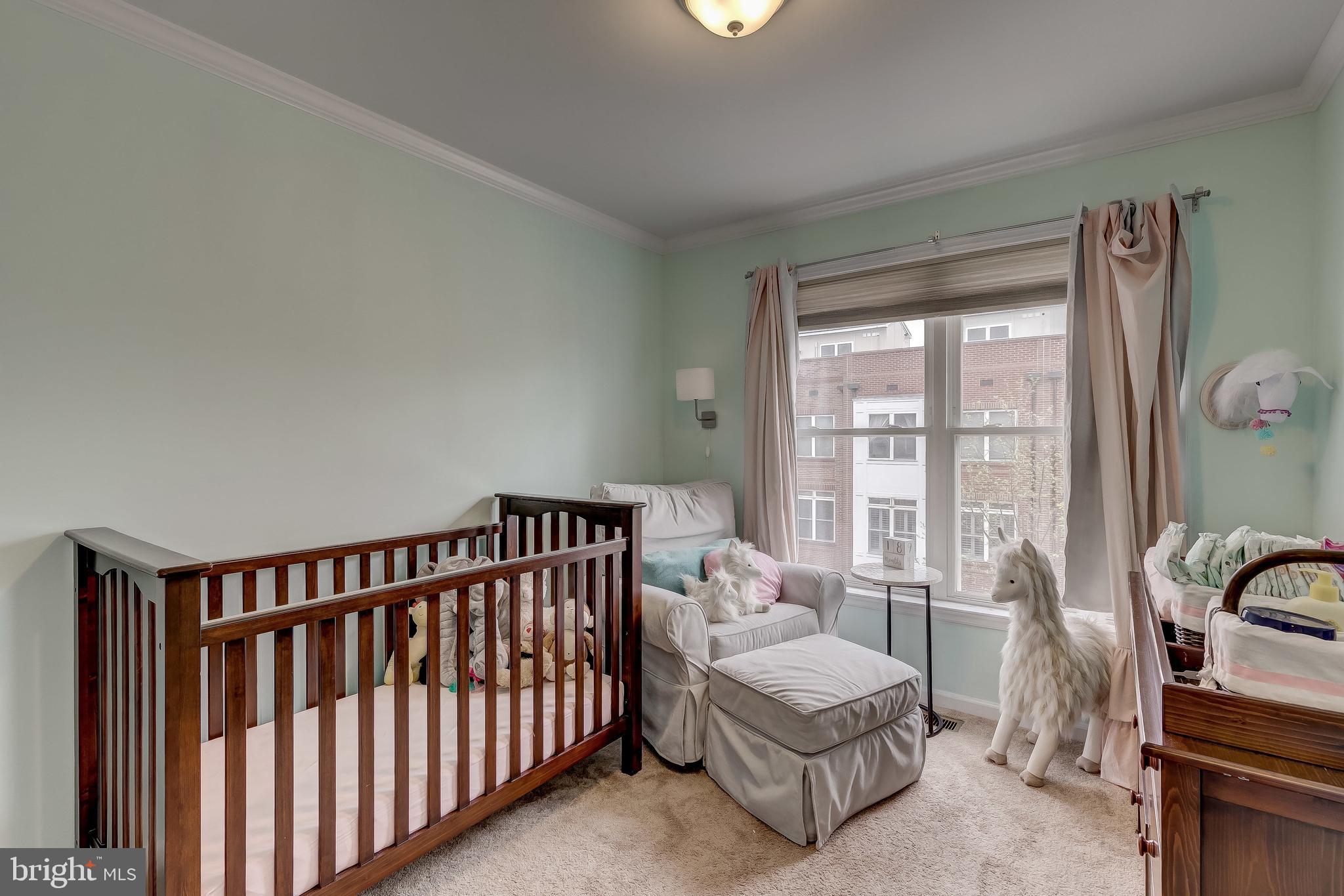 LOCUST POINT - Residential Lease