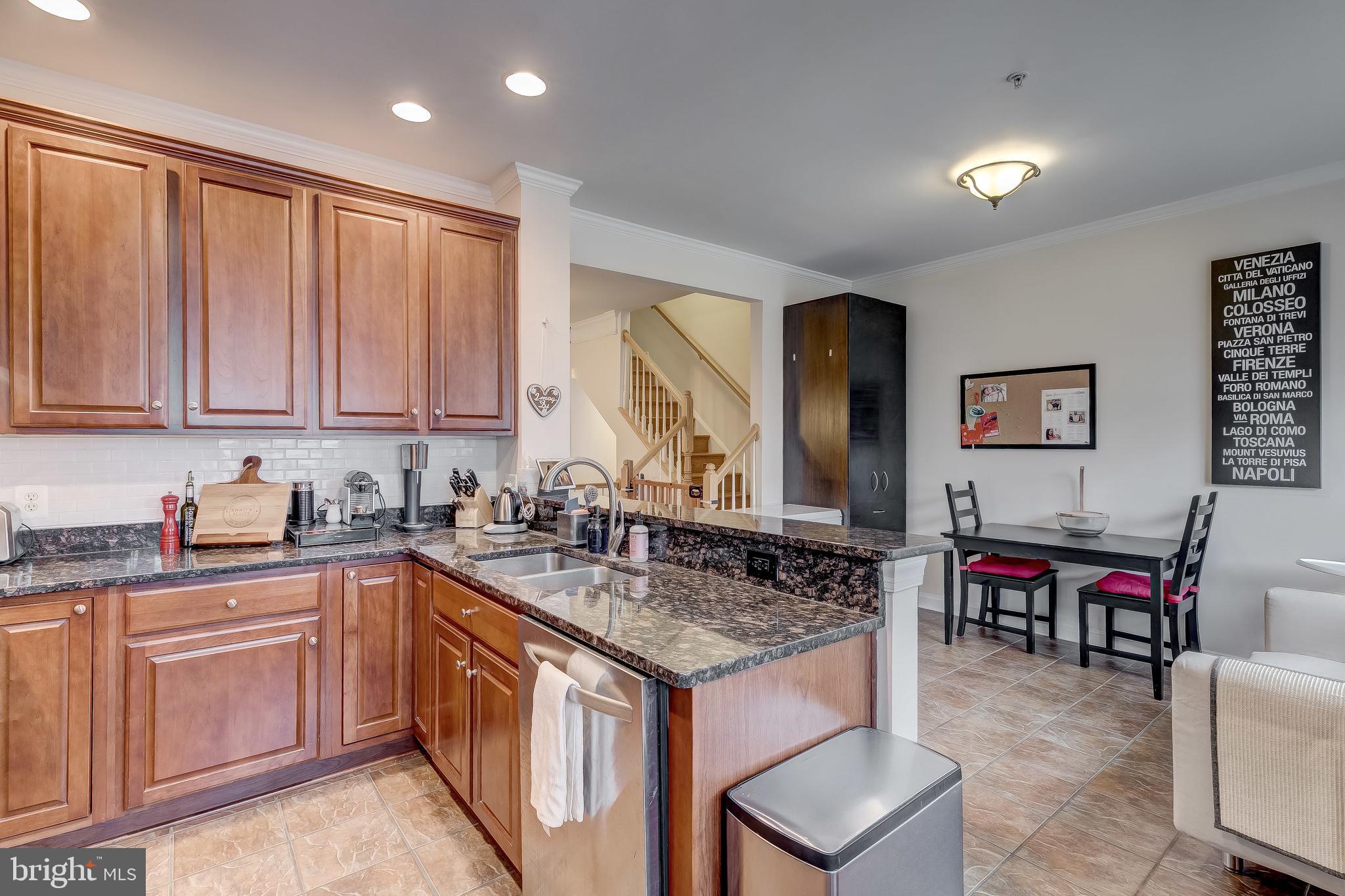 LOCUST POINT - Residential Lease