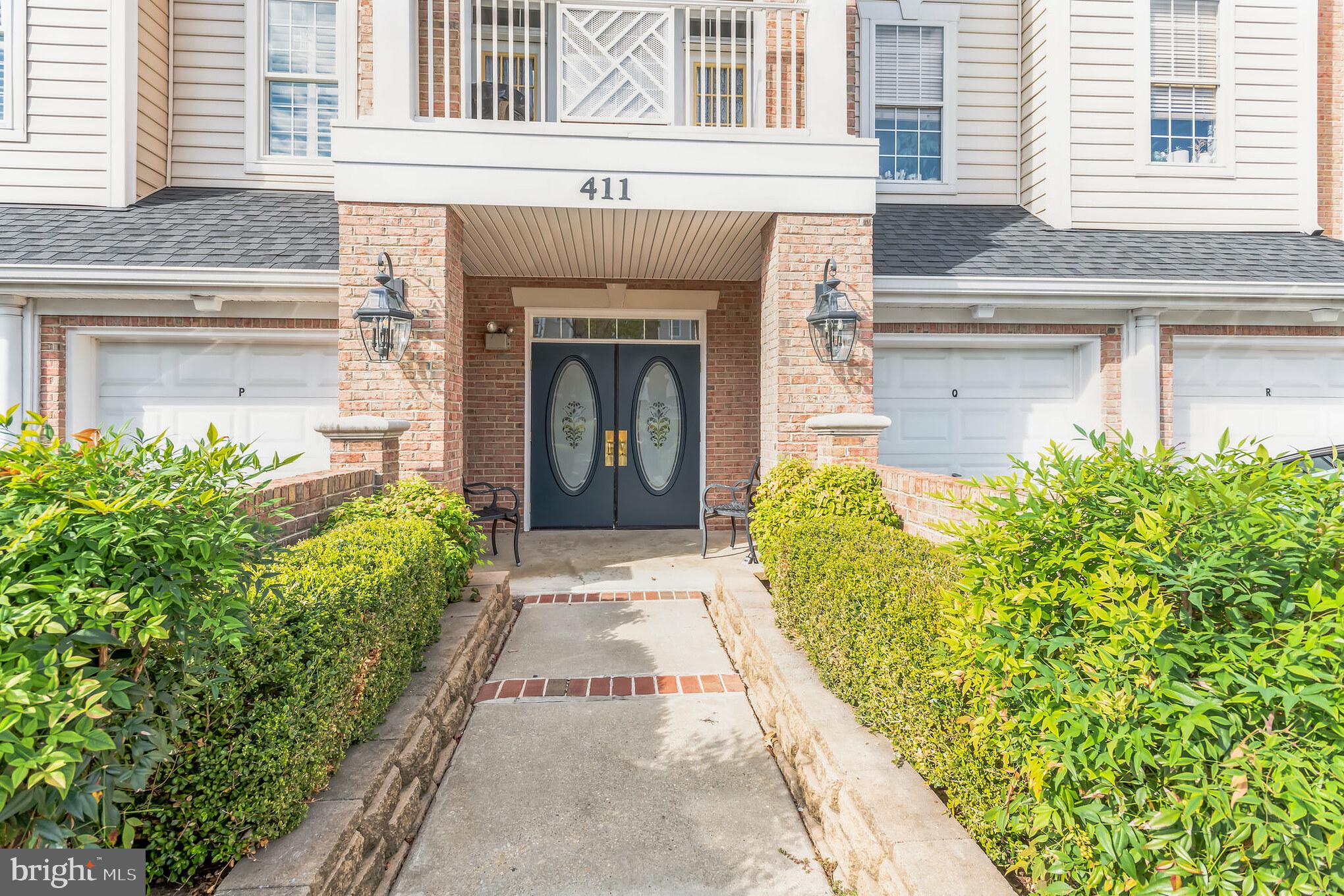 THE HAMLETS AT SOUTH RIVER COLONY - Residential