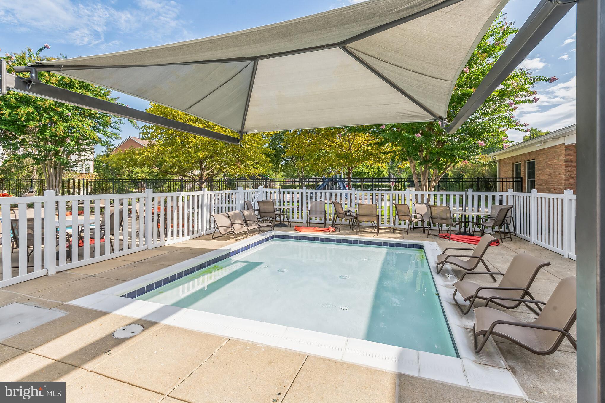 THE HAMLETS AT SOUTH RIVER COLONY - Residential