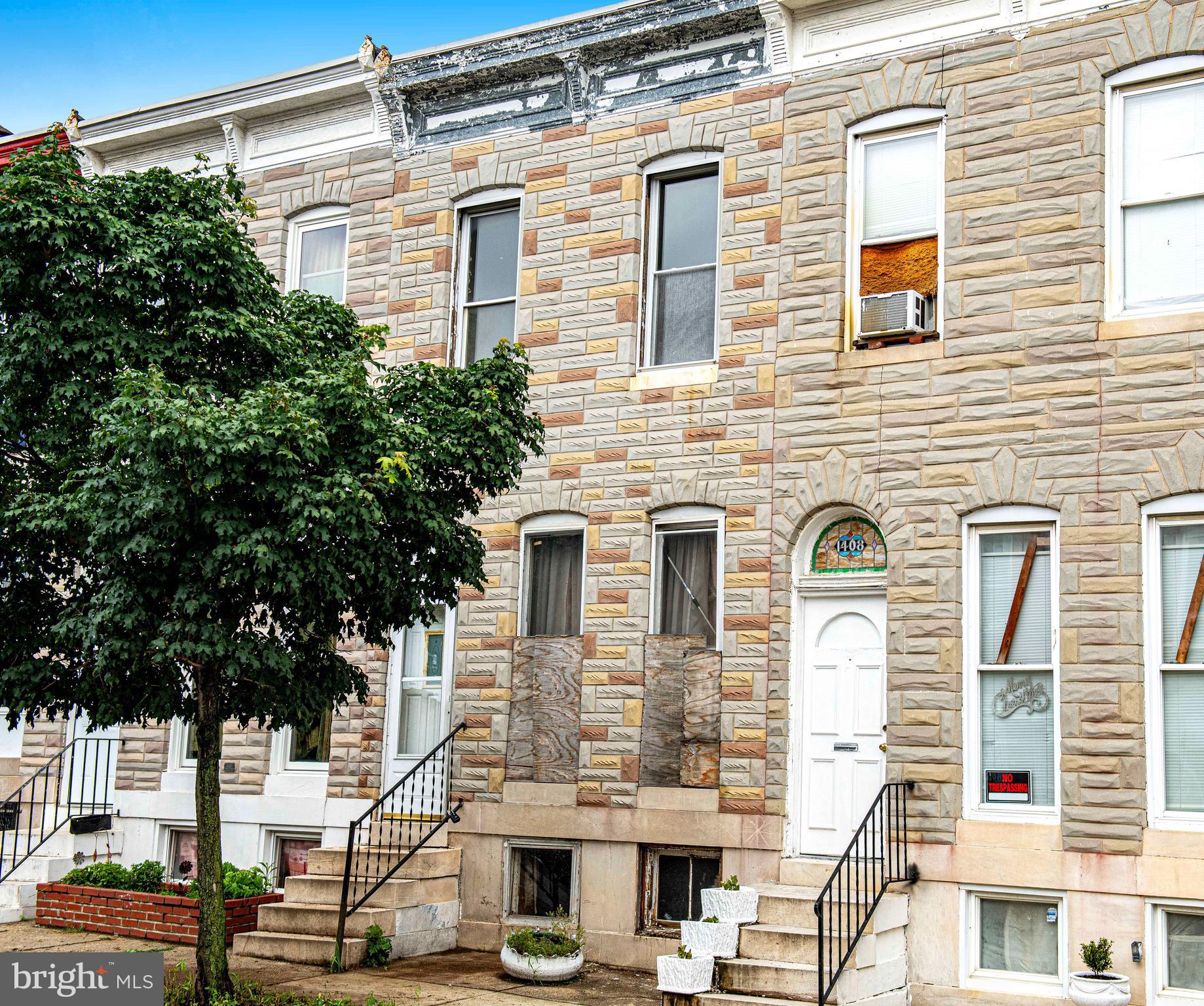 Ready for renovation. Located in the heart of Oliver. Residents will love the close proximity to the community pool. 3 good SOLD comps on the same block. Close to Johns Hopkins, shopping, restaurants, and major highways. SOLD comps on the same block include: 1430 E Lanvale SOLD $299k on 9/6/24 ** 1432 E Lanvale SOLD for $300k on 8/26/24 ** 1420 E Lanvale SOLD for $255k on 5/2/24.