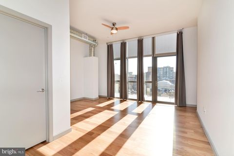 Tiny photo for 1125 Sansom Street #1B-605, PHILADELPHIA, PA 19107 (MLS # PAPH2481062)