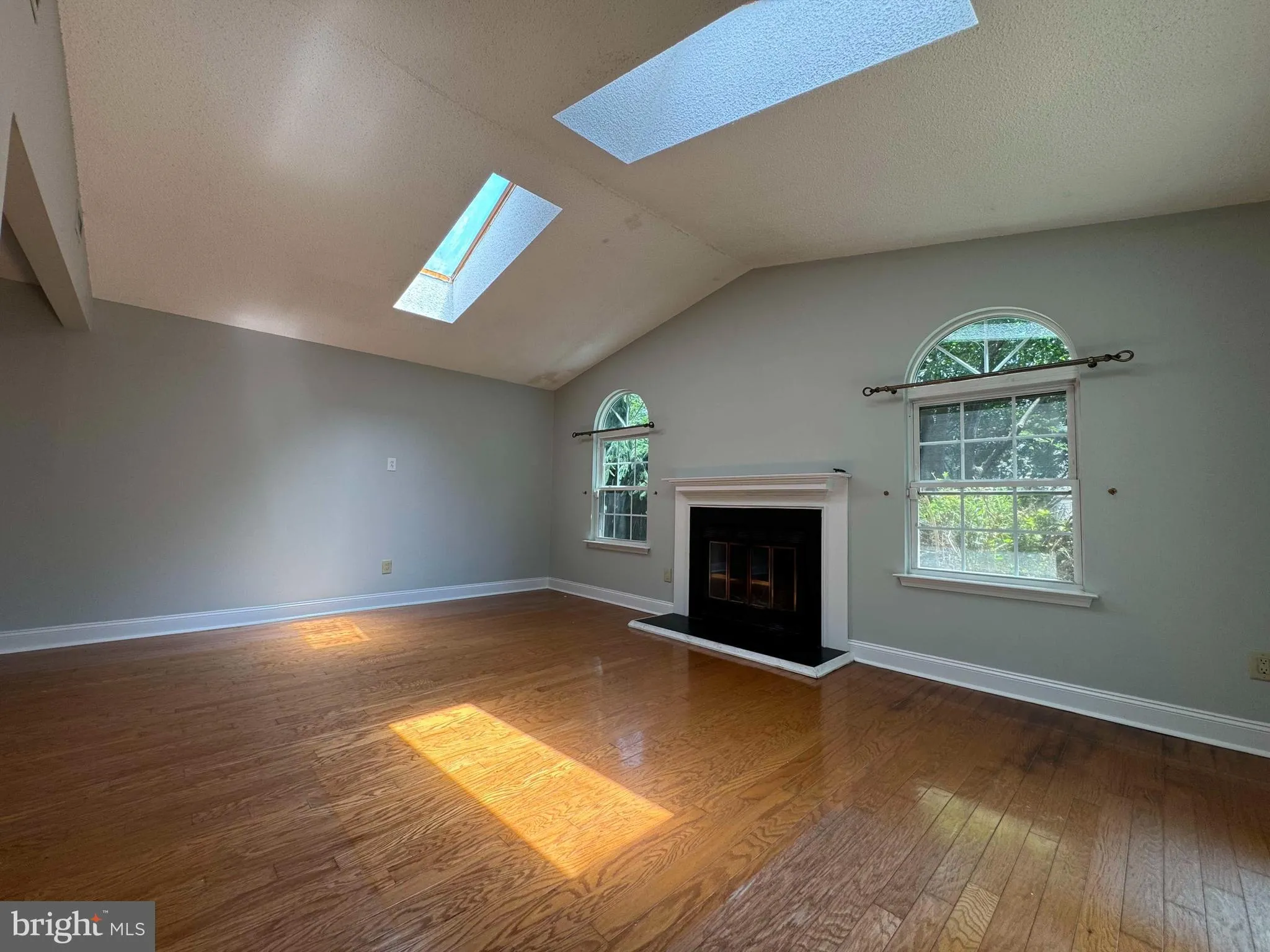 Newtown, Pennsylvania 18940, United States, 3 Bedrooms Bedrooms, ,3 BathroomsBathrooms,Residential,Active,166562