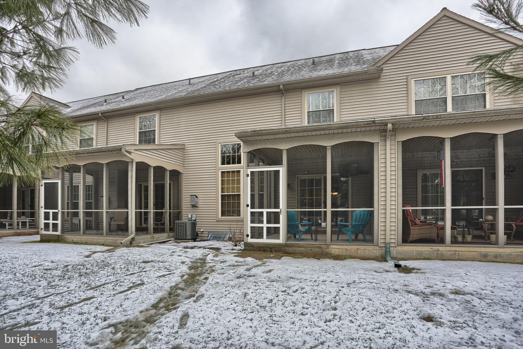 WILLOW BROOK - Residential