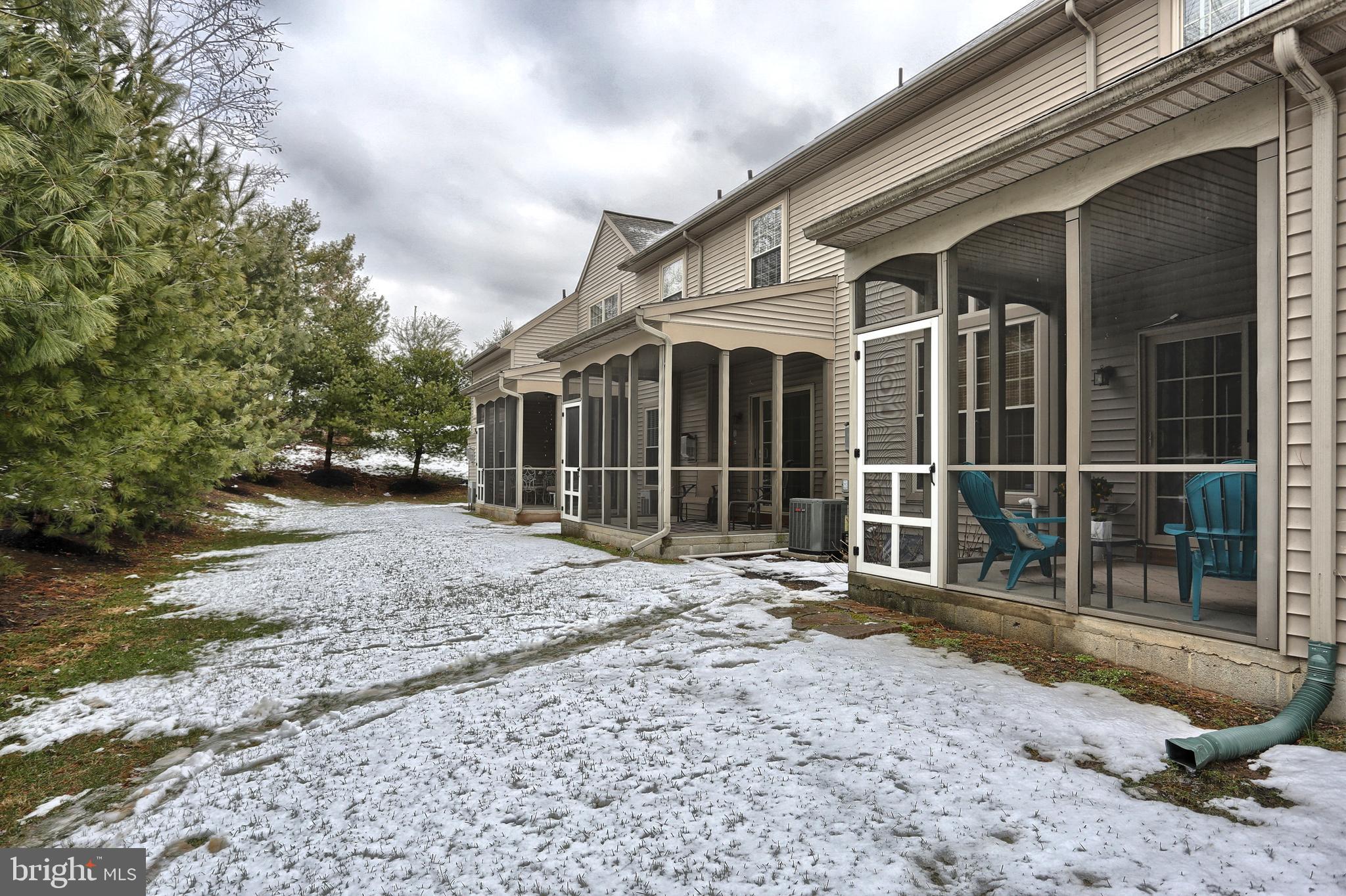 WILLOW BROOK - Residential