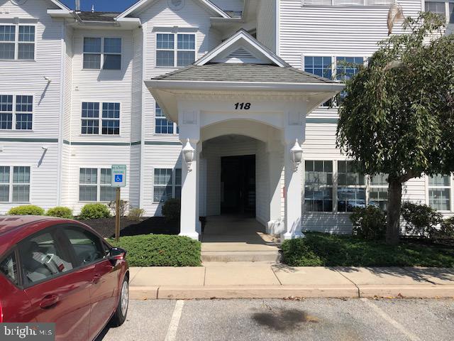 Sun filled second floor unit, new paint, new fridge, & new dishwasher. Gas stove & furnace, storage closet in unit, plenty of parking, close to 40 & 70.