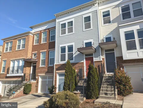 22520 Highcroft Ter, Brambleton, VA MLS: VALO2109030